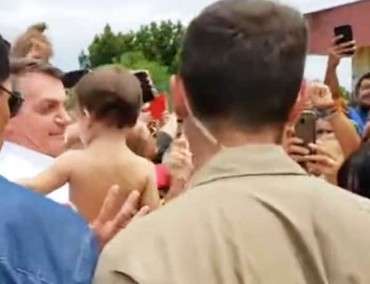 Bolsonaro - sem máscara