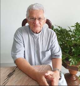 Padre Deusdéti