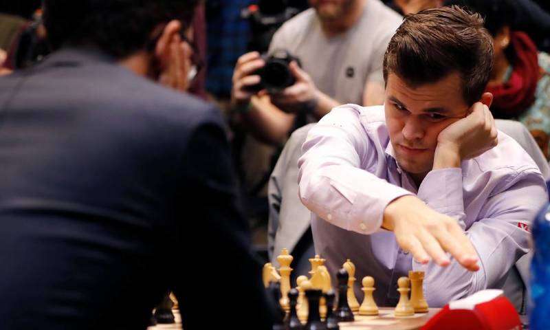 magnus carlsen anal plug Asian guy enjoys anal plug Porn Videos main image 0