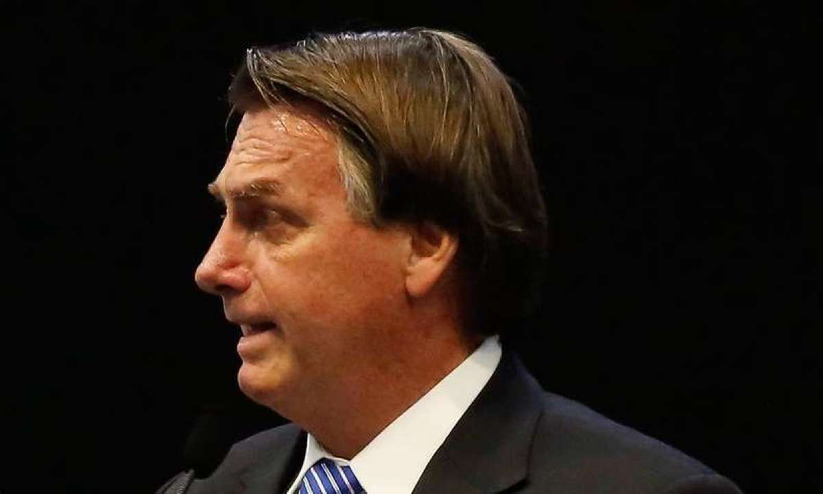 Bolsonaro admite derrota de voto impresso na Câmara e sugere que pode não disputar eleição em 2022 - Vimarsana News
