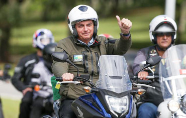 Bolsonaro - motociata