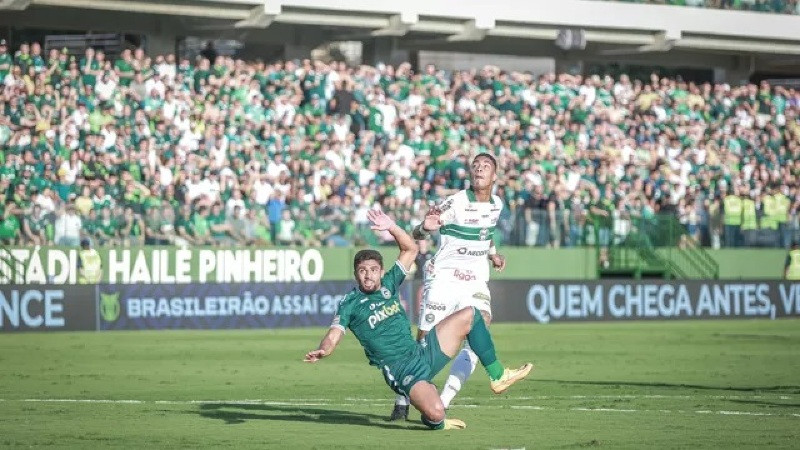 Goi&Atilde;&iexcl;s bate Coritiba em duelo direto e acaba com jejum de vit&Atilde;&sup3;rias no  Brasileir&Atilde;&pound;o | Diario de Cuiab&Atilde;&iexcl;