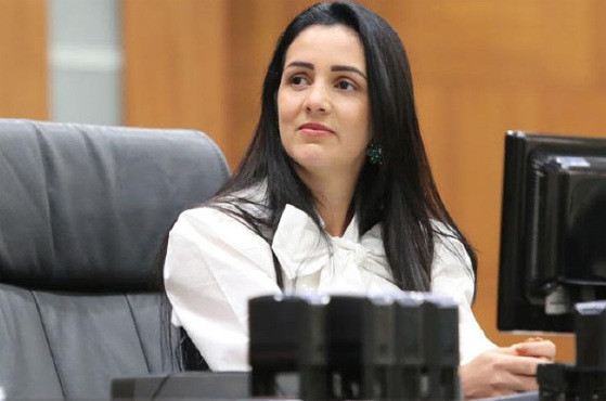 Priscila - candidata