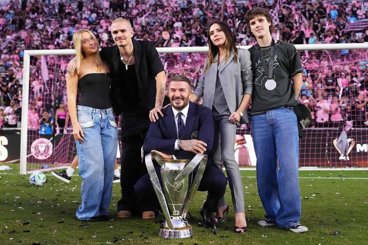 Filho mais novo de David Beckham nega que casal tenha deixado de