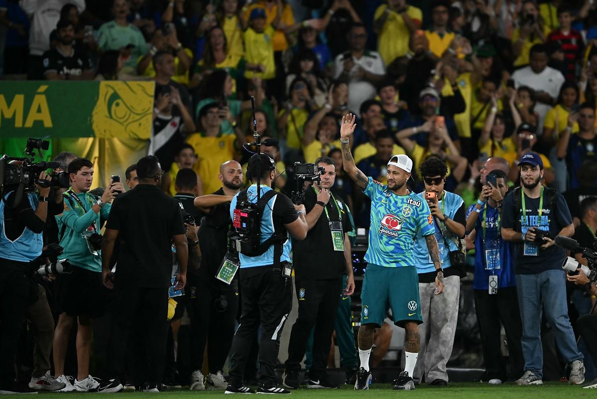 CBF vê 'boa evolução' no tratamento de Neymar após nova ressonância